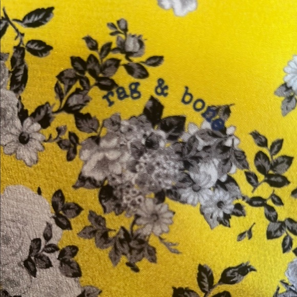 Rag & Bone Yellow 100% Silk Sleevless V- Neck Blouse - Picture 5 of 8